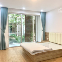 Cho Thuê Biệt Thự Palm Residence, Căn Góc 6*17 Gần Shophouse, Sát Công Viên Và Sân Cầu Lông