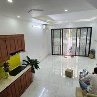 Bán Nhà Phân Lô Quang Trung Hà Đông, 40M2 Mặt Tiền 4.5M, Ô Tô Đỗ Cửa, Kinh Doanh. Giá Ưu Đãi.