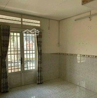 1 Tỷ Mốt - Nhà 40 M2, Có Lầu, Sẵn 2 Phòng Ngủ, Ngay Mũi Tàu, 1 Sẹc Hà Huy Giáp, P.quyết Thắng