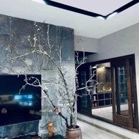 Cho Thuê Gấp Chcc Green Diamond -93 Láng Hạ, Đống Đa, 75M2, 2 Phòng Ngủ Đồ Cơ Bản, Giá Bán 18 Triệu. Liên Hệ: 0983 951 407