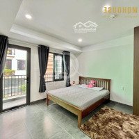 Căn Hộ 1 Phòng Ngủbancol Lớn - Full Nt Mới Hiện Đại - Ngay Cầu Bông Sát Quận 1 - Tiện Ích Vây Quanh