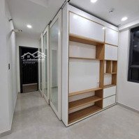 Cho Thuê Căn Hộ Saigon Intela 6 Triệu Sẵn Nội Thất ( 1 Máy Lạnh,Sofa, Tủ Quần Áo, Giường,Máy Hút)