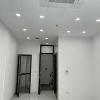 Hàm Long Đoạn Ngã 4 Phố Huế - Thang Máy - Nhà Mới - 200M2 Sử Dụng - Giá 60 Triệu/Th