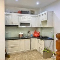 Bán Nhà Mới Đẹp Đường La Thành Đống Đa 32M2, 5 Tầng, 6 Tỷ Bảy Về Ở Luôn.