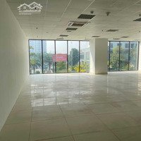 Chính Chủ Cho Thuê 213M2 Văn Phòng Sẵn Điều Hòa Chung Cư X2 Đại Kim Phố Trần Hòa