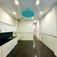 Nhà Đẹp Gò Dầu, 58M2, 2 Tầng, Hẻm Oto