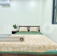 Căn Hộ Cửa Sổ Siêu Đẹp / Full Nội Thất /Tòa Nhà Thang Máy/ Cửa Phòng Vân Tay / Kế Bên Quận 1