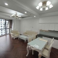 Bán Gấp Căn Hộ 131M2 , Giá Bán 10,5 Tỷ , Chung Cư Royal City , 3 Phòng Ngủ 2 Vệ Sinh. Liên Hệ 0775246999