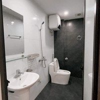 Cho Thuê Ccmn Mới Ngã Tư Sở 22M2 Gần Phố, Gần Chợ, Thang Máy Đủ Tiện Nghi