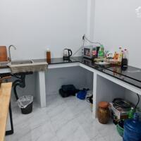 Thủ Đức , Linh Xuân , Mặt Tiền , 52 m2 , trệt lầu , 2PN , 2WC , chủ đi định cư bán rẻ