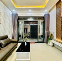 Chủ Kinh Doanh Thua Lỗ Cần Bán Gấp Nhà Trần Văn Đang, P11, Quận 3. Diện Tích: 60M2. Giá Bán 3Tỷ090.Sổ Hồng Riêng.