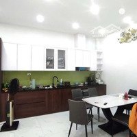 Bán Nhà Ngọc Lâm - Nguyễn Văn Cừ: 50M2, Giá Bán 5.5 Tỷ, Ô Tô Cạnh Nhà, 30M Ra Mặt Phố