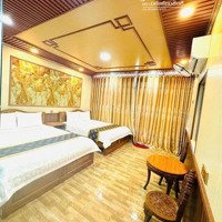 Ngộp Nặng! Bán Homestay Đẹp Nhất Biển Hồ Tràm, Nội Thất Gỗ Quý Như Cung Vua, Cách Phố Đi Bộ 800M