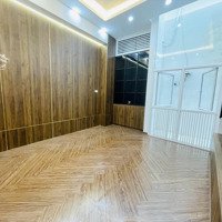 Nhà Đẹp Lung Linh Bạch Đằng Hoàn Kiếm , Sổ 40M2, 4 Tầng, 6 Tỷ Ba Về Ở Luôn.