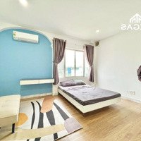 Căn Hộ Studio Cửa Sổ Thông Thoáng Rộng 35M2 Tại Quận 4 Gần Cầu Ông Lãnh