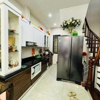 Bán Nhà Nguyễn Khánh Toàn - Đẹp Ở Luôn - Full Nội Thất - Nở Hậu - Thoáng 2 Mặt -Gần Ô Tô Tránh