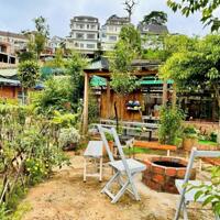 SANG HOMESTAY SÂN VƯỜN CÓ VIEW, HẺM Ô TÔ 3/4 PHƯỜNG 3 ĐÀ LẠT, 12PN FULL NỘI THẤT GPKD PCCC, TỔNG 300TR (25TR/THÁNG), LH 0888-113-882