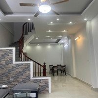 Nếu Bỏ Lỡ Sẽ Cực Kì Tiếc !!Nhà Dân Xây, 46M2 3 Tầng Full Nội Thất, Ngõ Thông Tứ Tung-Giá Hơn 3 Tỉ