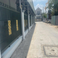 Cần Cho Thuê Nhà 2 Mặt Tiền Ấp Nam Thới, Thới Tam Thôn, Hóc Môn Có Diện Tích: 8M X 25M Cn 200M2, Giá 9 Tr