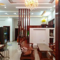 Cần Bán Căn Villa Biệt Thự Sân Vườn 2 Cổng(1 Chính1 Phụ)Vị Trí Phong Thủy Tuyệt Đẹp Sổ Đỏ Chính Chủ