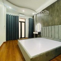 Nhà Đẹp Ở Ngay Phố Chùa Quỳnh - Quận Hai Bà Trưng 30M2 5 Tầng, Ngõ Thông 6,5 Tỷ.