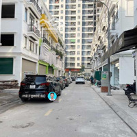 Cần Bán 81M2 Nhà Thô 5 Tầng Tại Dự Án Shophouse Sông Hồng. Cách 2 Tòa Chung Cư 20M