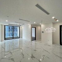 Chính Chủ Bán Căn Hộ 3 Ngủ 104 M2 - Giá Bán 6,4 Tỷ Bao Phí