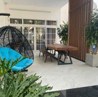 Bán Dinh Thự Khu Compound Thảo Điền - Nguyễn Văn Hưởng, Q2 - 780M2 Full Tc - 3 Tầng Áp Mái - Hồ Bơi