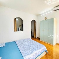 Trống Sẵn Căn Studio Full Nội Thất_Ban Công_Cửa Sổ_Tách Bếp