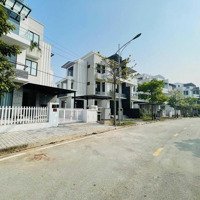 Chính Chủ Bán Biệt Thự Phú Cát City Bt21 Diện Tích 180M2 - Giá Bán 6,4 Tỷ - Liên Hệ: 0979286616