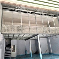 Cho Thuê Kho Xưởng 100M2 + Gác Xép 40M2 Tại Trịnh Văn Bô. Giá Bán 15 Triệu/Tháng Liên Hệ 0982247544