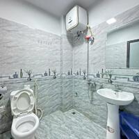 42m2, 4 tầng, 5.15 tỷ lô góc, ô tô đỗ cửa, kinh doanh, nhà đẹp, ngõ thông phố Lê Trọng Tấn