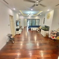 Bán Căn Hộ R1 Royal City, 2 Ngủ Cực Thoáng, View Bể Bơi,Diện Tích112M2, Giá Bán 8 Tỷ