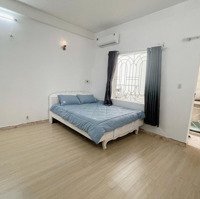 Cho Thuê Phòng Studio Ban Công Full Nội Thất Đường Nguyễn Xí 30M2 Gần Vincom Nguyễn Xí.