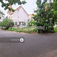 Bán Lô Đất 2 Mặt Tiền Nguyễn Văn Hưởng, Khu Compound, 15X21M Đất, Sổ Hồng