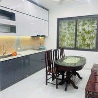 Bán Nhà Nguyễn Văn Linh - Diện Tích 43M2 X 5 Tầng - Ô Tô, Nhỉnh 4 Tỷ