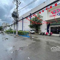 Đất Chính Chủ 100M2 Ngay Đối Diện Đh Luật Hbc Thủ Đức - Vị Trí Đẹp - Thuận Tiện Mua Bán Kinh Doanh