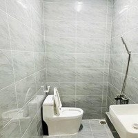 Cho Thuê Nhà 9C Tôn Đức Thắng Dtsd ~720M2, 5T Mọi Ngành Nghề Trừ Kaoke, Nhà Mới Sạch Sẽ, Chính Chu