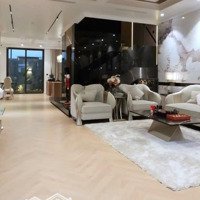 Nhà Đẹp Vin Cầu Rào 100M2, View Công Viên, Thang Máy - Có 102, Xem Là Mê, Chỉ 12,99 Tỷ