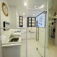 Cho Thuê Tòa Nhà Hiện Đại Với Dtsd Hơn 350M2 Nằm Ngay Trung Tâm Quận 3 Thu Hút Mọi Ánh Nhìn