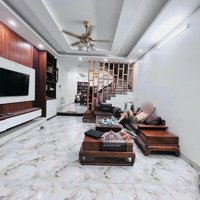 Bán Nhà Đường Nguyễn Trãi, 25M Ra Ô Tô Tránh, 60M2 Nhà Đẹp Dân Xây