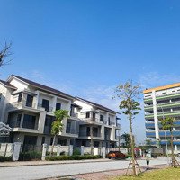 Chủ Nhà Vay Bank 4 Tỷ Cần Hỗ Trợ Giải Chấp Căn Villa 180M2 Trong Khu Centa Vsip