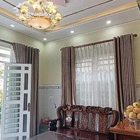 Chính Chủ Công An Bán Biệt Thự Mái Thái Mặt Tiền Đường Kinh Doanh Ngay Trung Tâm Củ Chi, Ảnh Thật