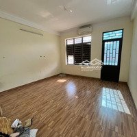 Cho Thuê Nhà Tại Vạn Phúc,Hà Đông. Diện Tích: 45M2*4 Tầng . Giá Bán 14 Triệu.lh Ms.thắm : 0972.367.270