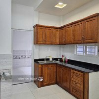 (Hot) Bán Nhà Út Tịch,Diện Tích38M2, Nhà Đẹp Ở Ngay, Hẻm Xe Hơi Trước Nhà, Giá Bán 7 Tỷ