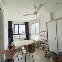 Cực Chill - Hồ Đắc Di Duy Nhất 1 Căn Studio 30M2 Trên Tầng Cao Cửa Sổ Lớn Đón Ánh Nắng Ngập Tràn.