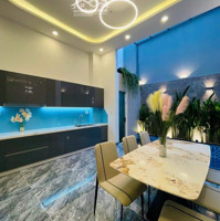 Bán Nhà Đường Nguyễn Tri Phương, Phường 6, Quận 10, Dtsd: 120M2 (4 Tầng), Gần Mặt Tiền, Giá Bán 5,5 Tỷ