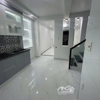 Bán Nhà Lê Chân, Đ. Đình Đông, 52M2X3 Tầng, Độc Lập, Lô Góc, Sân Cổng , Ngõ Nông, Zá 2790 Triệu