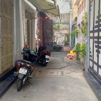 Diện Tích Ngang 4M Dài 9M Gần Công Viên Làng Hoa Gò Vấp Đang Có Hợp Đồng Thuê, Nhà Cấp 4 Gác