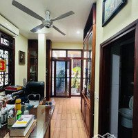 Bán Nhà Phố Trần Quốc Hoàn Cầu Giấy , 55M 5 Tầng ,Mặt Tiền 12 Mét , Nhà Lô Góc , Giá Bán 18 Tỷ